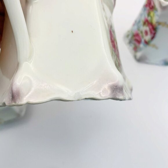 Antique Bavarian Porcelain Floral Gilded Creamer Sugar Set - Picture 10 of 11